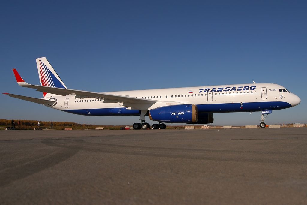 Tupolev_Tu-214