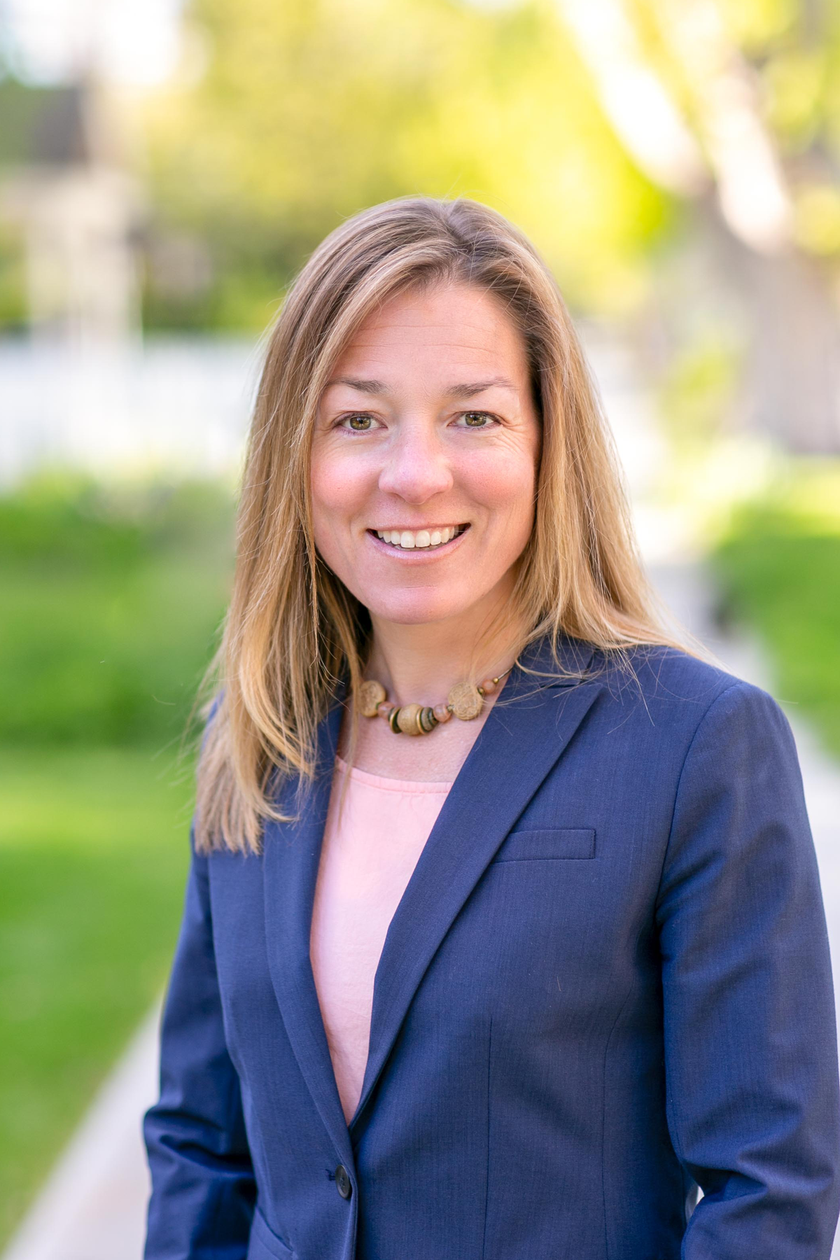 1200px-MayorLaurenMcLean