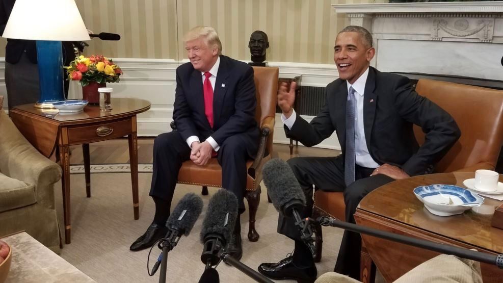 Obama_meeting_with_Trump_2